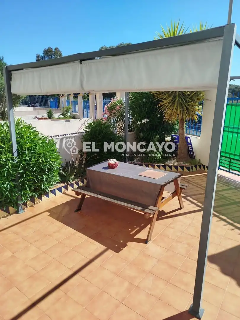 Terrace of Houses for sale in Guardamar del Segura  with Air Conditioner, Heating and Private garden