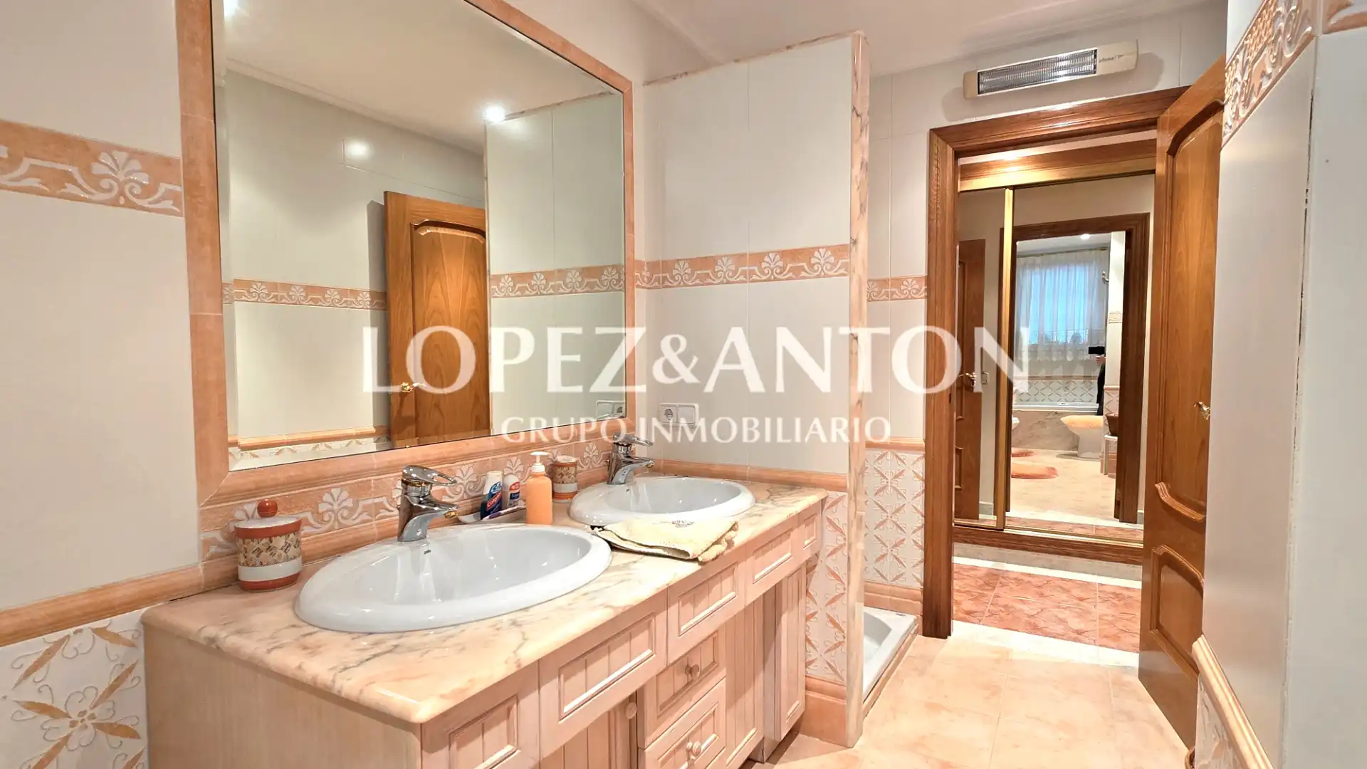 Baño de Casa o chalet en venta en Benaguasil con Aire acondicionado, Jardín privado y Parquet