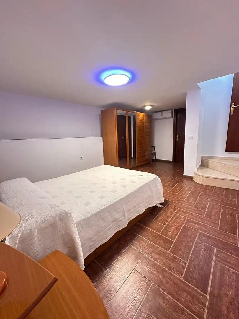 Habitación de Casa adosada en venta en Rincón de la Victoria con Aire acondicionado, Calefacción y Terraza