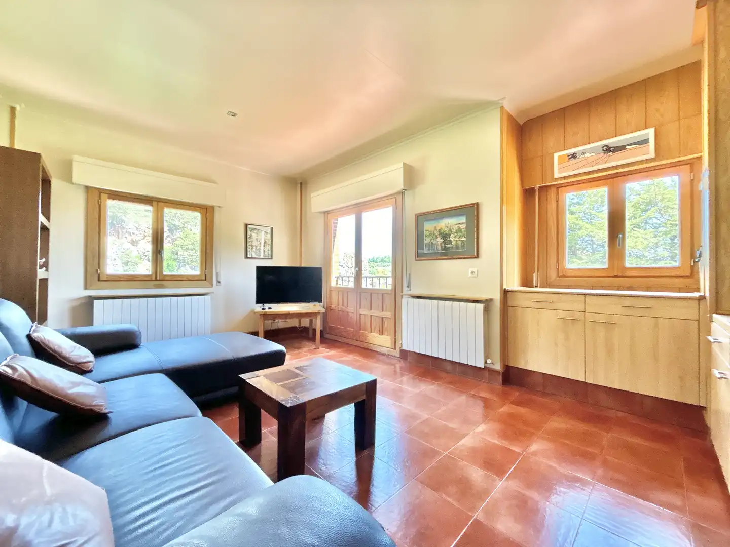 Sala de estar de Piso en venta en Ortigosa de Cameros con Calefacción, Amueblado y Balcón