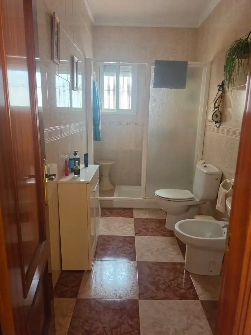 Bathroom of Houses for sale in Tarifa