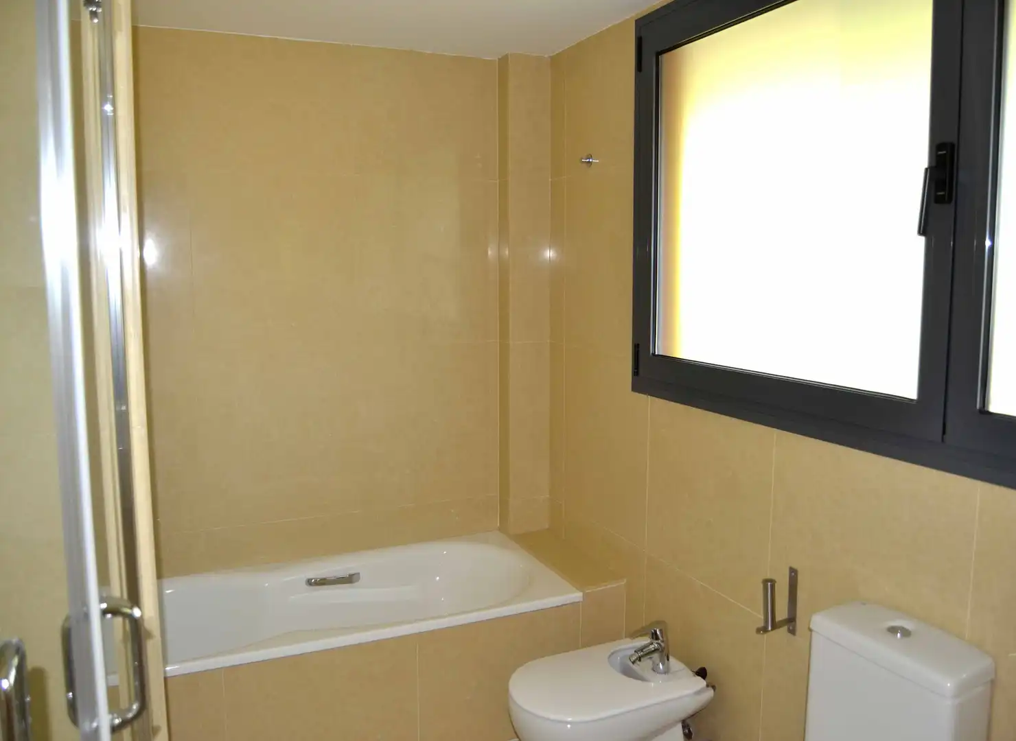 Bathroom of Detached homes for rent in La Moraleja  with Air Conditioner, Heating and Private garden