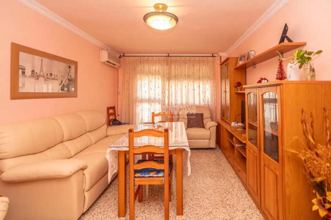 Piso con terraza en venta en Arrayanes