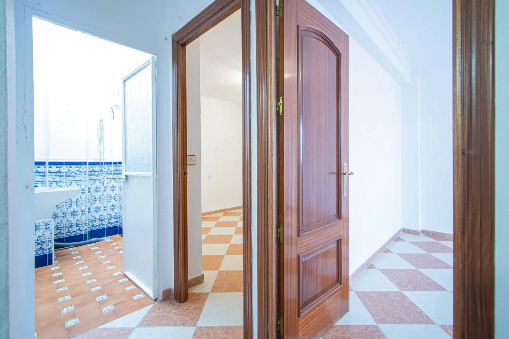 Casa adosada en venta en Sevilla con Aire acondicionado y Balcón