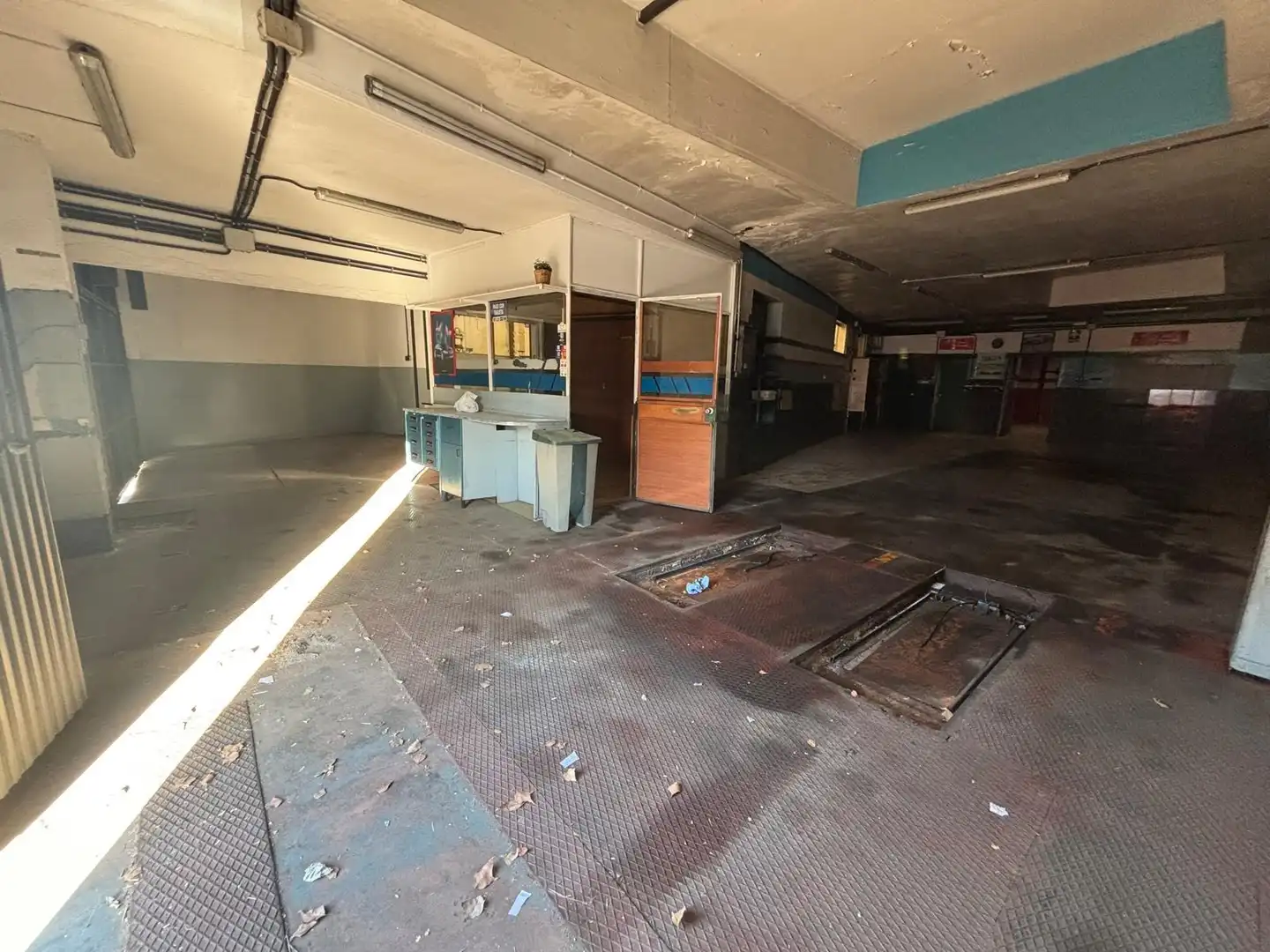 Industrial building for sale in Bollullos de la Mitación, imagen 5