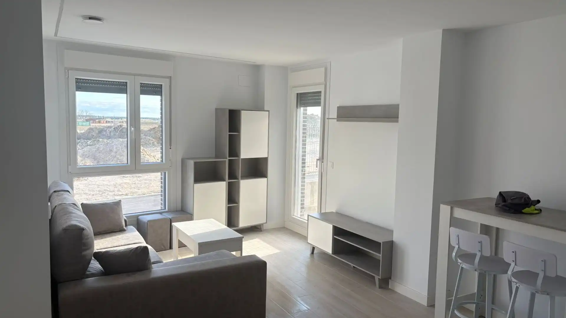 Sala de estar de Apartamento de alquiler en Cistérniga con Calefacción, Terraza y Amueblado