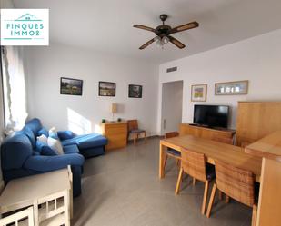 Sala d'estar de Apartament en venda en Alcanar amb Aire condicionat, Jardí privat i Terrassa