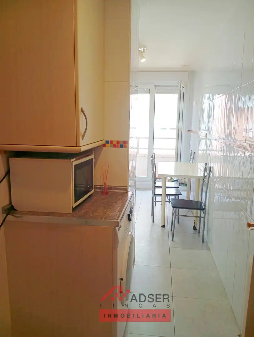 Cocina de Piso en venta en Lardero con Calefacción, Parquet y Trastero