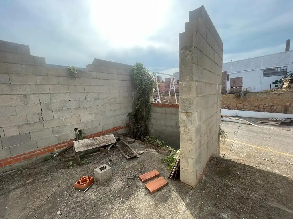 Nave industrial en venta en Oliva, Ribesalbes