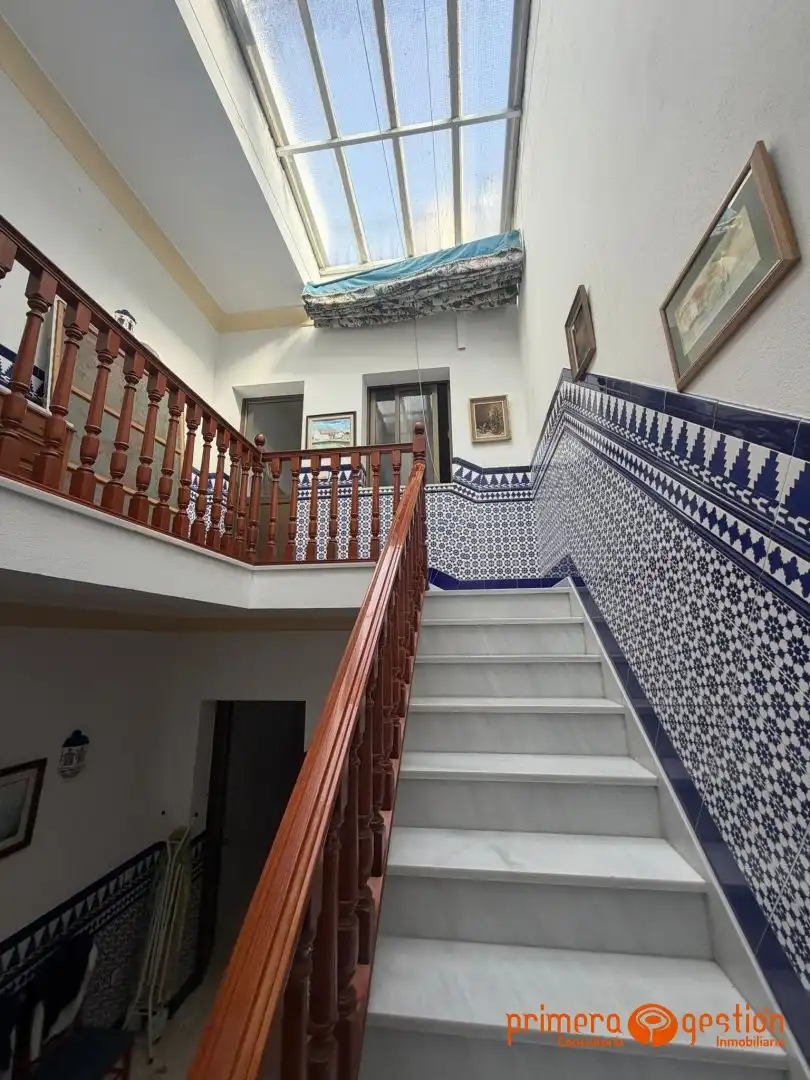 Casa o xalet en venda en Fuentes de Andalucía amb Moblat