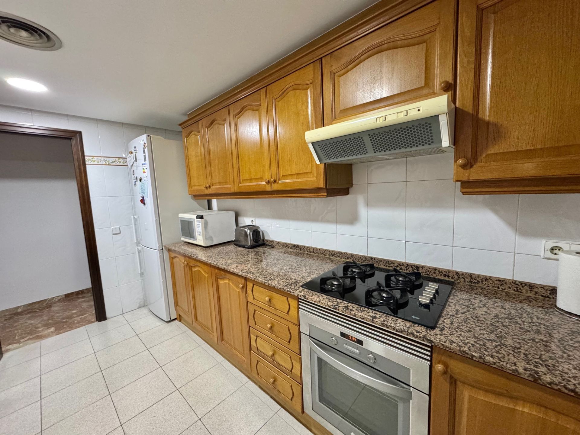 Kitchen of Flat for rent in  Valencia Capital  with Air Conditioner, Heating and Furnished