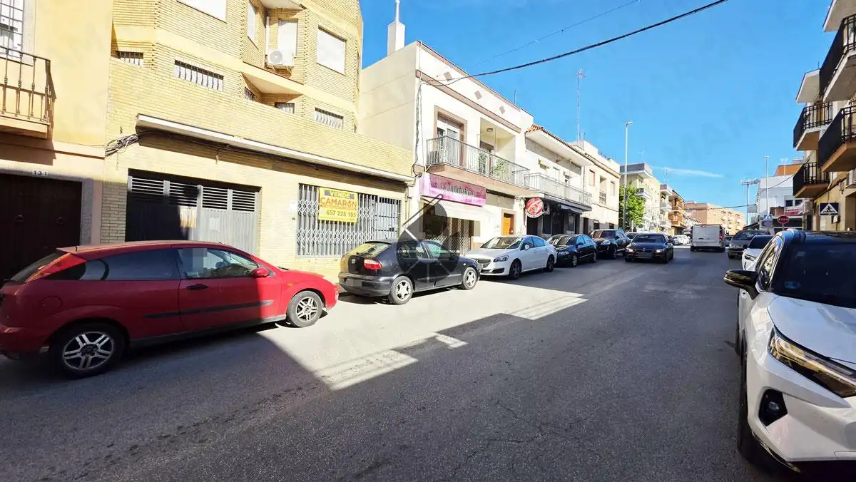 Local comercial en venta en Coria del Río, imagen 2