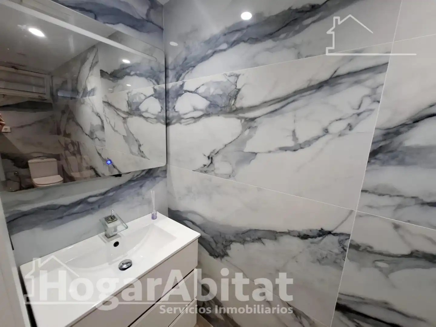 Bathroom of Flat for sale in Cullera  with Air Conditioner, Heating and Terrace