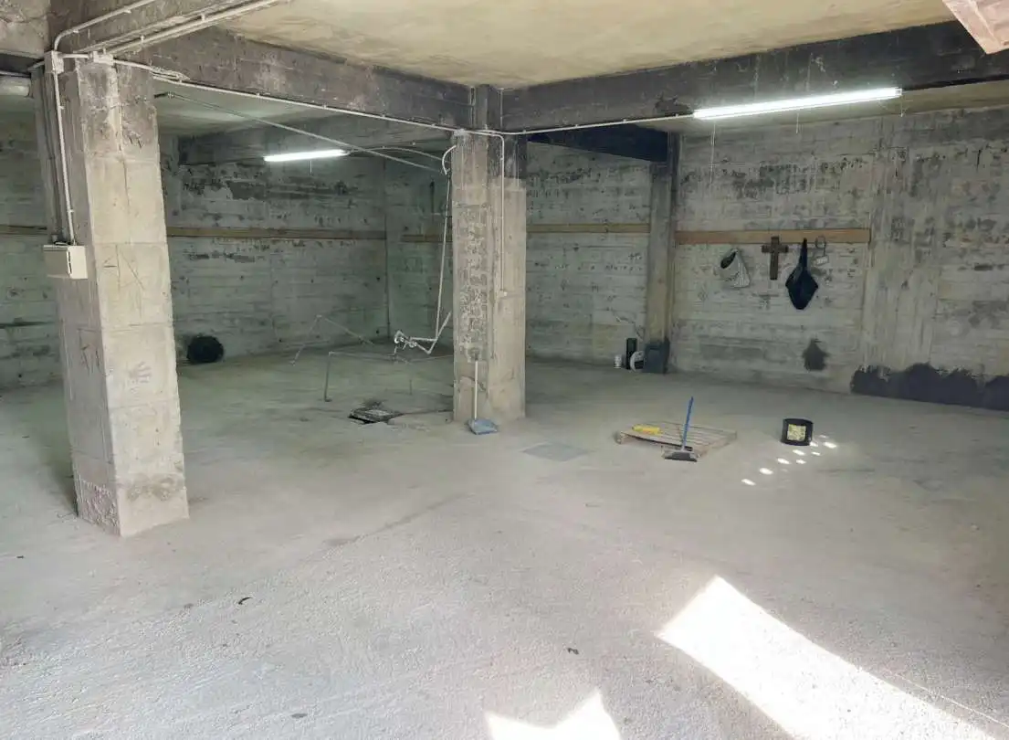 Local comercial en alquiler en Urazandi Kalea, imagen 6