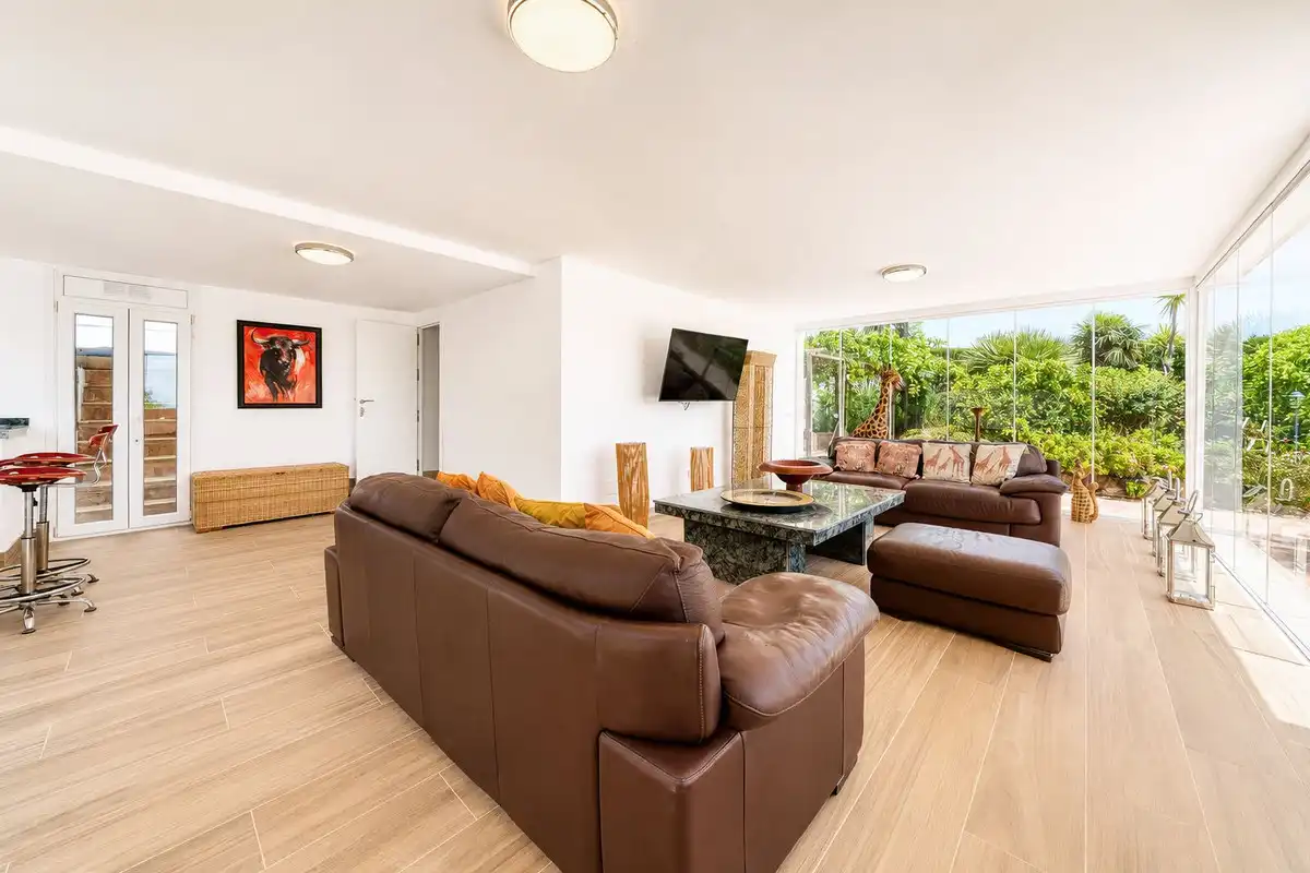Sala de estar de Casa o chalet en venta en Sotogrande con Aire acondicionado, Jardín privado y Terraza