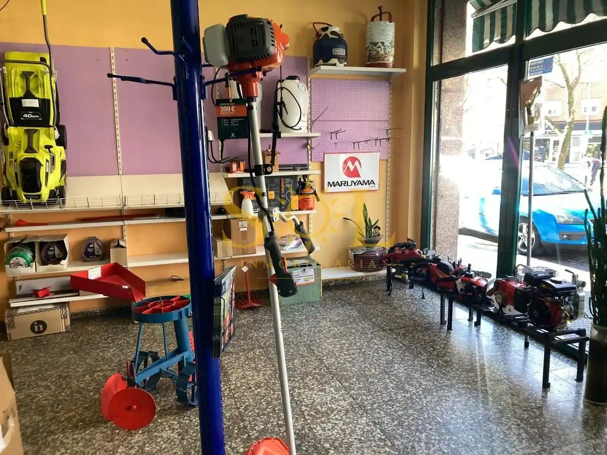 Locale commerciale in affitto a Calle Gn Benavides 1, imagen 11