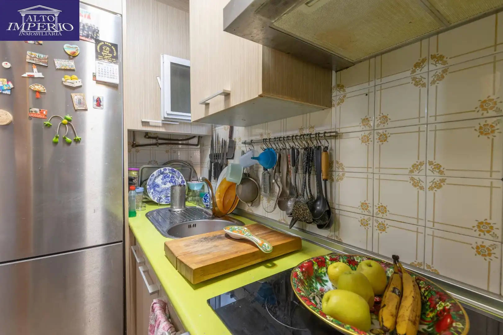 Kitchen of Flat for sale in Granada