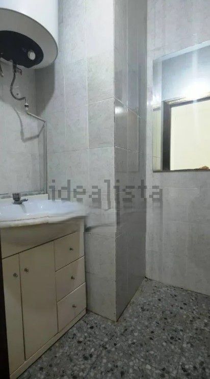 Bany de Local de lloguer en Martorell amb Aire condicionat