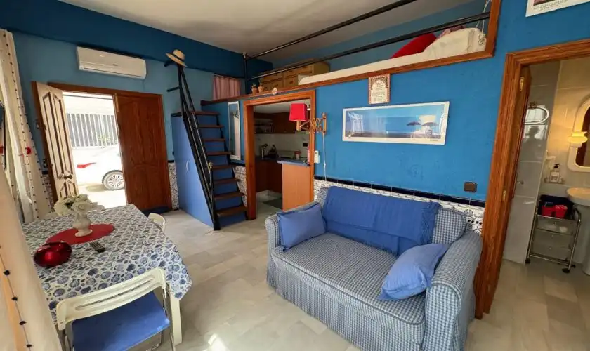 Sala d'estar de Estudi en venda en Carboneras amb Aire condicionat, Moblat i Rentadora