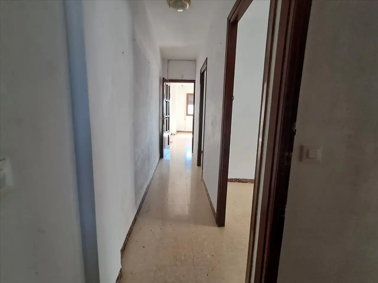 Wohnung zum Verkauf in Puente Genil mit Balkon