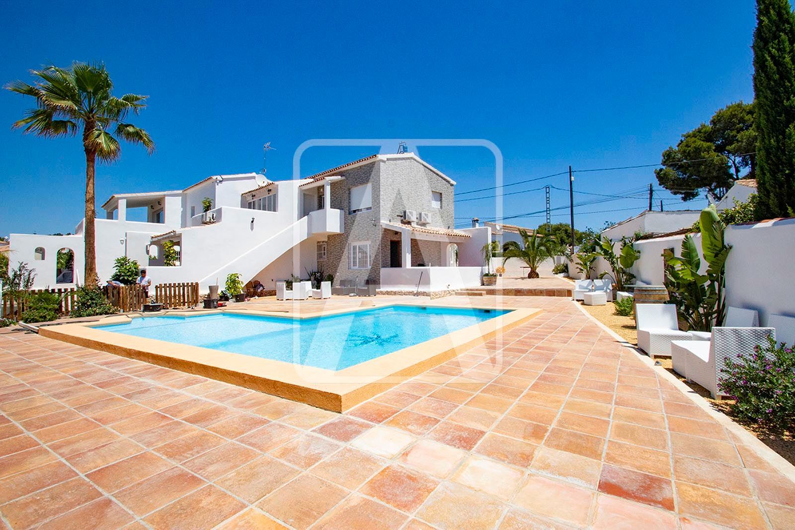 Exterior view of House or chalet for sale in Calpe / Calp  with Air Conditioner, Private garden and Terrace