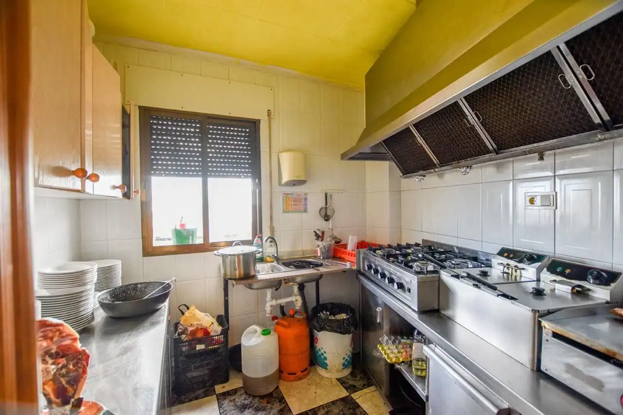 Cocina de Edificio en venta en Taberno
