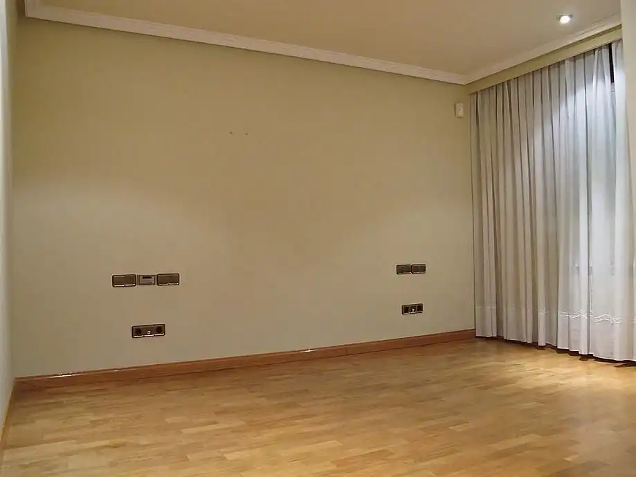 Living room of Houses for rent in Boadilla del Monte  with Air Conditioner, Private garden and Storage room