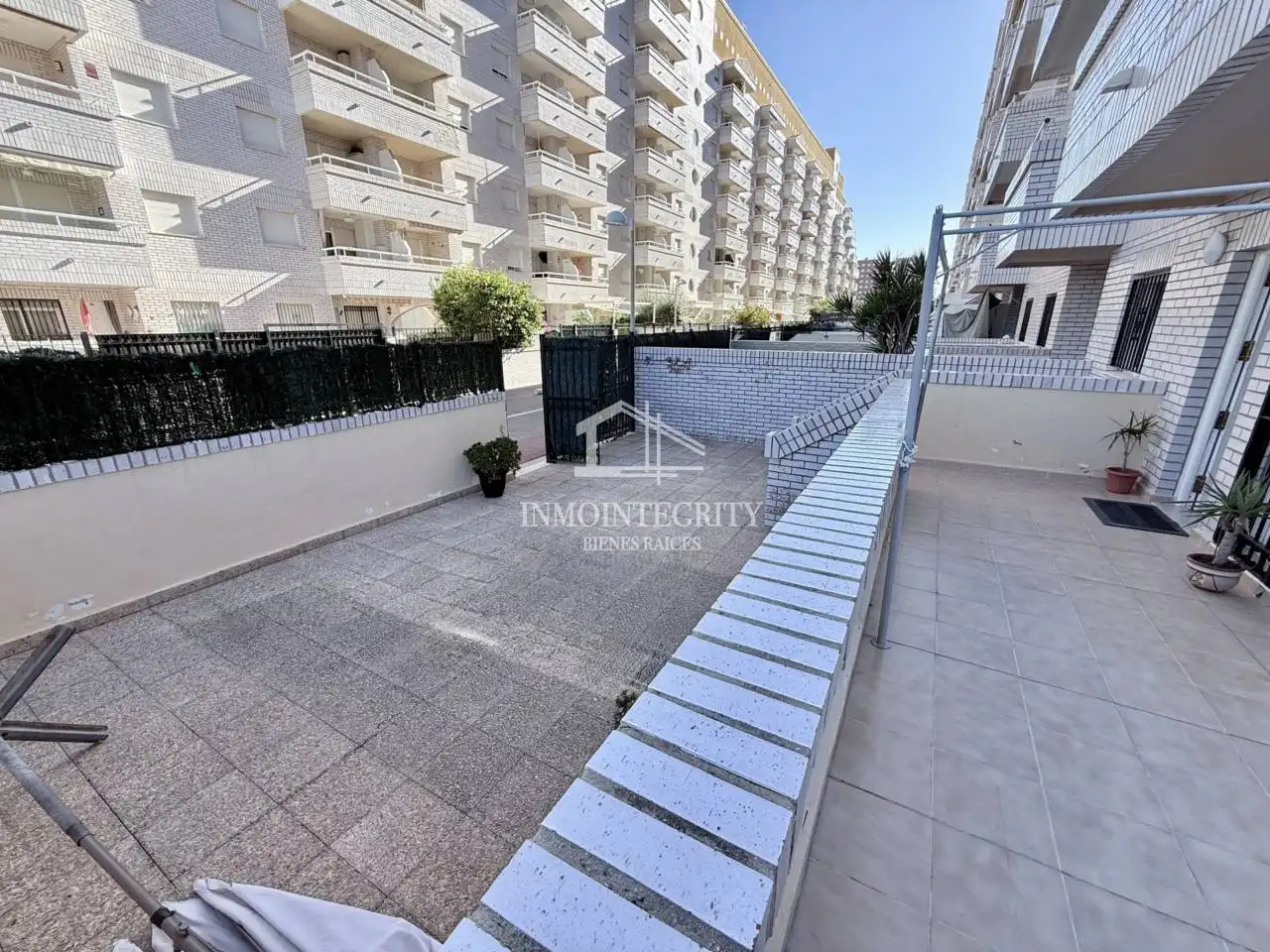 Apartamento con piscina en venta en Avenida Central, imagen 34