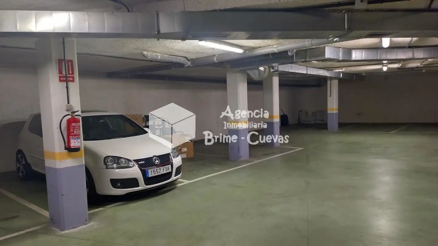 Parkplatz von Garage zum Verkauf in Laviana