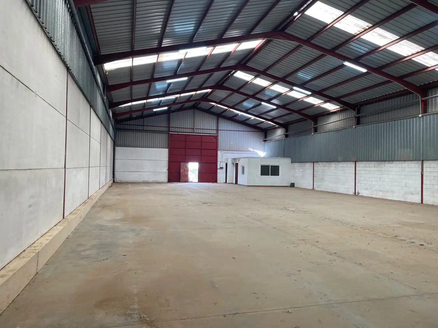 Nave industrial en alquiler en Calle Juan Blasco Barquero, imagen 3