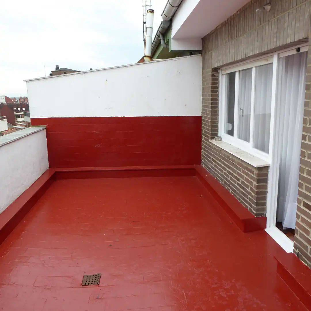 Terraza de Ático de alquiler en Oviedo  con Calefacción, Parquet y Terraza