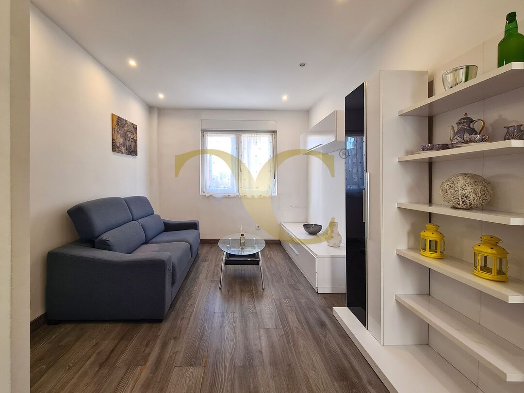 Living room of Flat for sale in Gijón   with Furnished