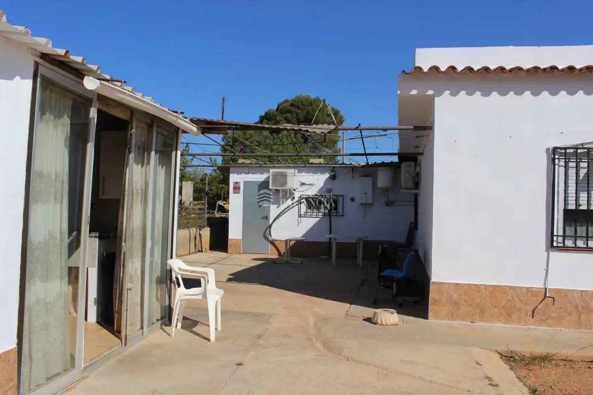Außenansicht von Haus oder Chalet zum Verkauf in Estivella mit Klimaanlage, Heizung und Terrasse