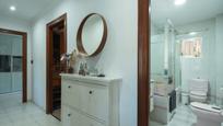 Bathroom of Flat for sale in  Granada Capital  with Air Conditioner