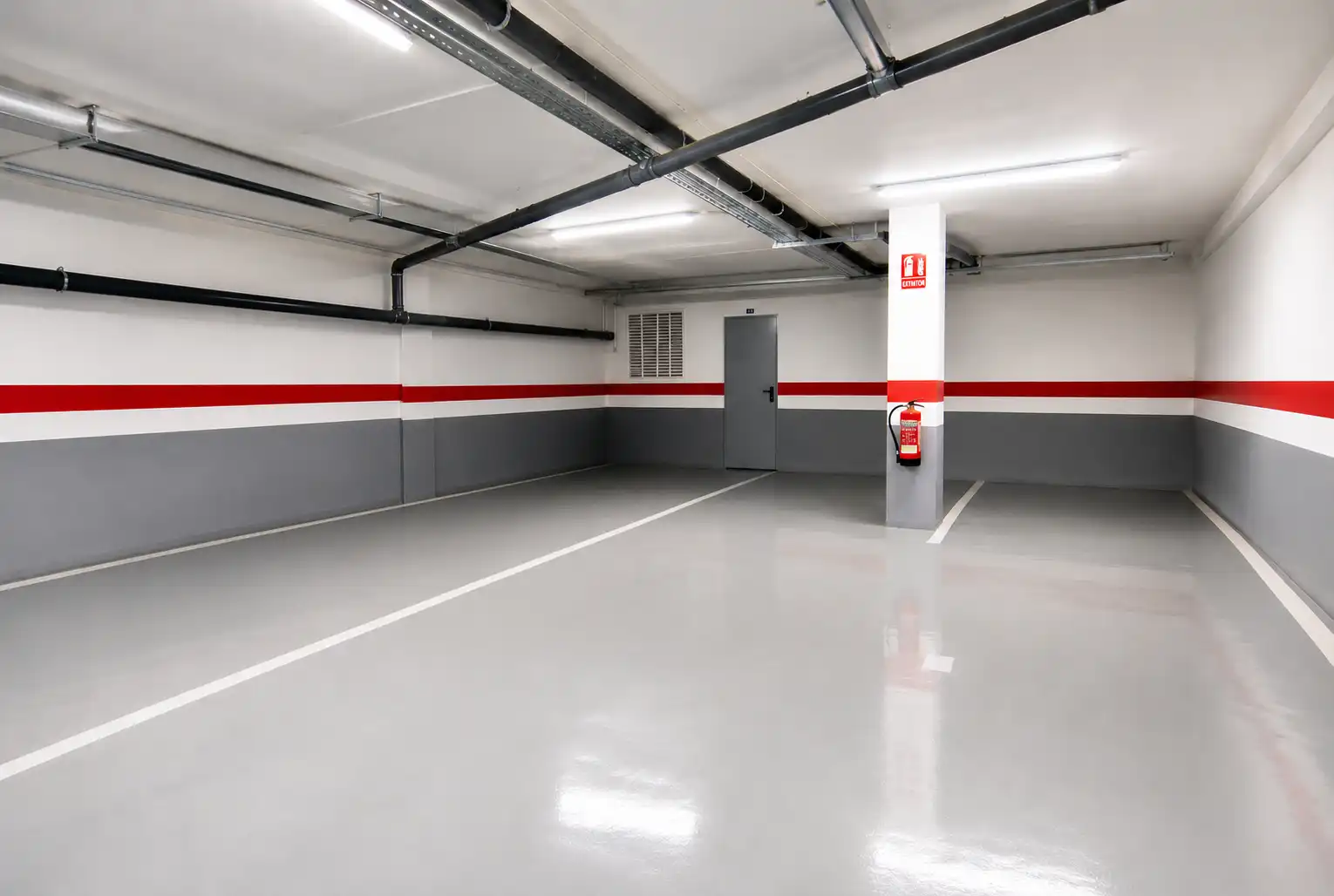 Individual with lift for sale in Miami Platja
