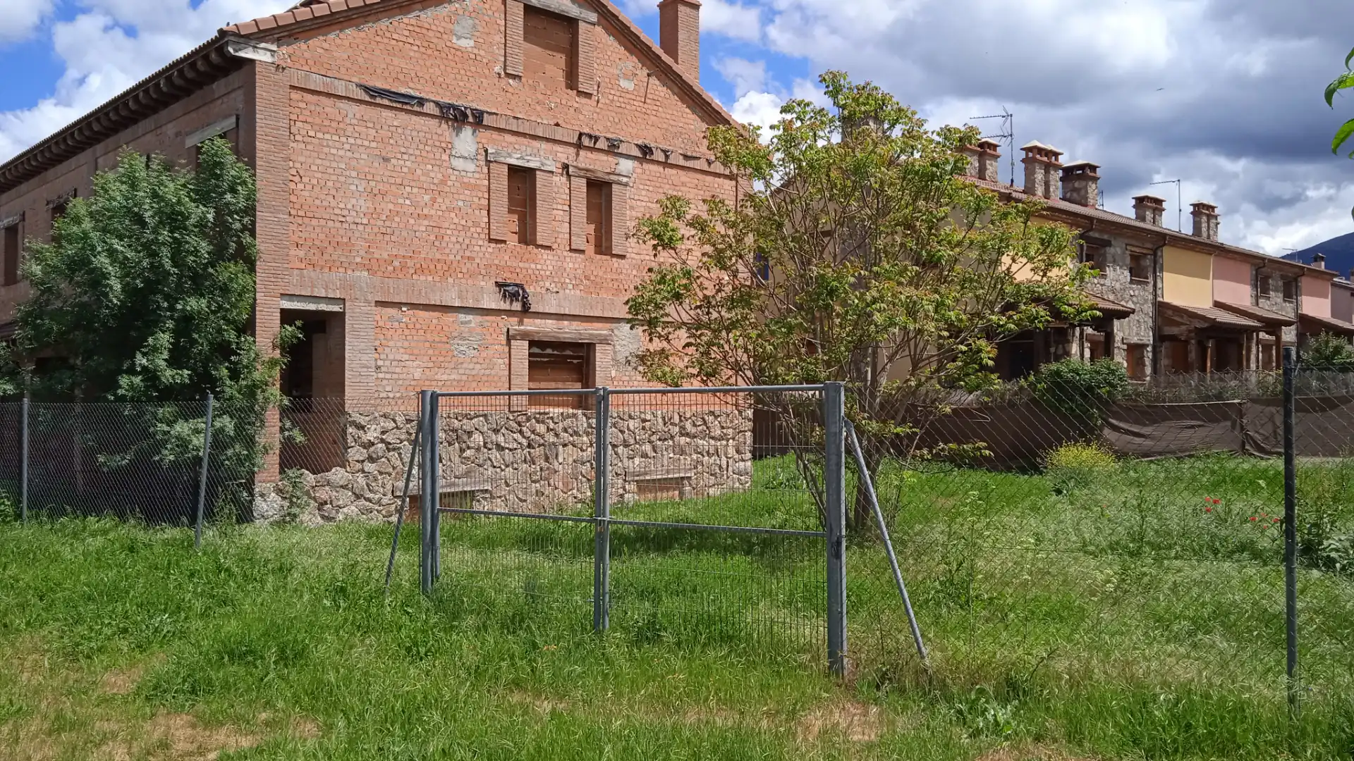 Residencial en venda en La Losa 