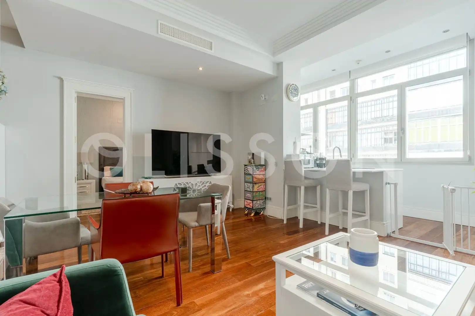 Wohnzimmer von Wohnung zum Verkauf in Madrid mit Klimaanlage, Heizung und Haustechnik