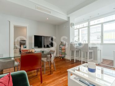 Flat with lift for sale in Barrio de Salamanca