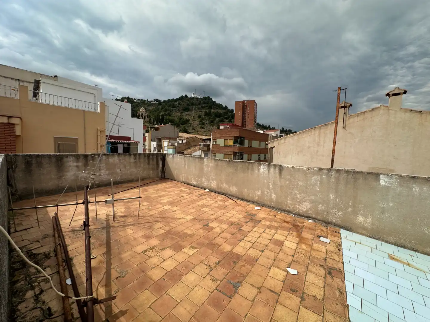 Exterior view of Detached homes for sale in L'Alcora  with Terrace and Storage room