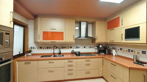 Foto 3 de Piso en venta en Avenida Da Maía, Bertamirans, Ames