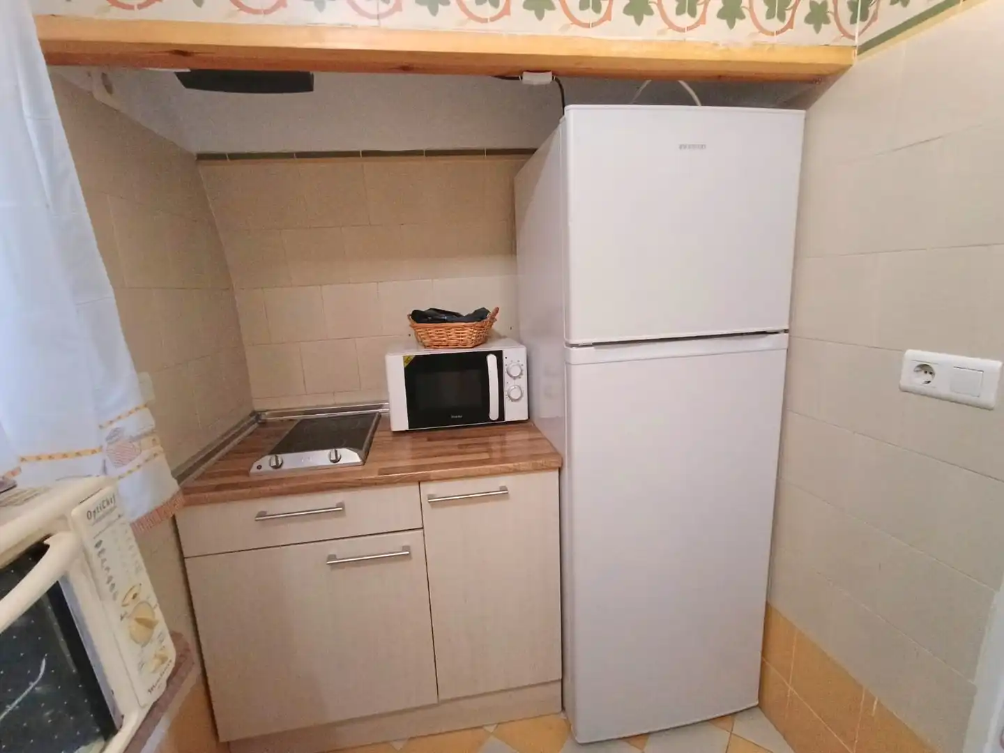 Cuina de Estudi en venda en Cáceres amb Calefacció i Moblat