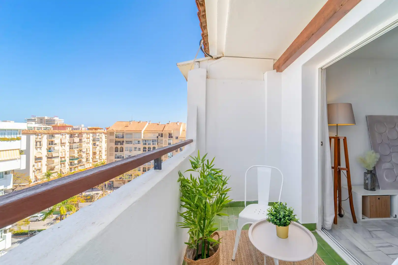Terraza de Piso en venta en Fuengirola con Terraza, Trastero y Piscina comunitaria
