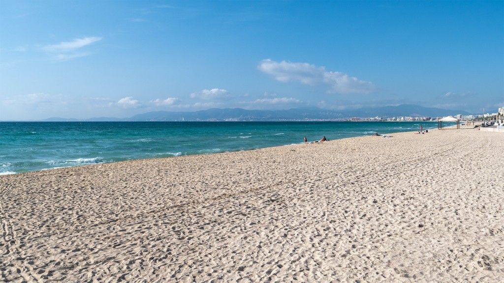 Vista exterior de Casa adosada en venda en  Palma de Mallorca amb Aire condicionat i Terrassa