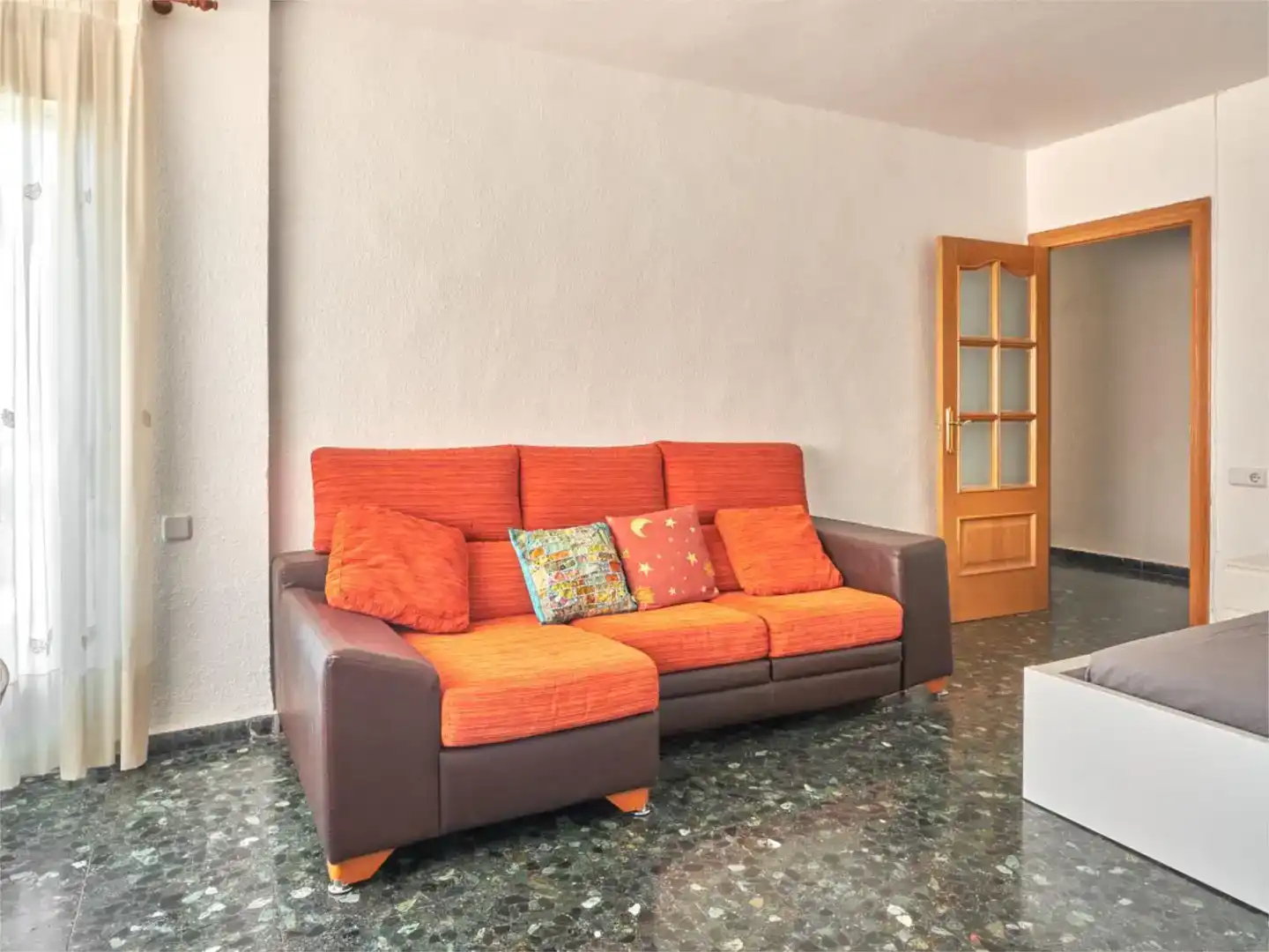 Living room of Flat for share in Casco Urbano