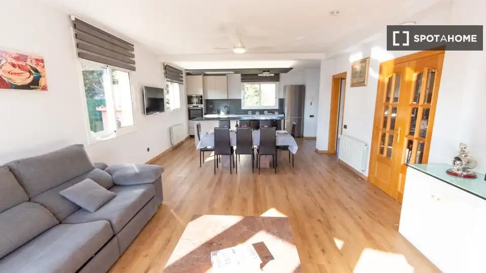 Wohnung zur Miete in Sentmenat