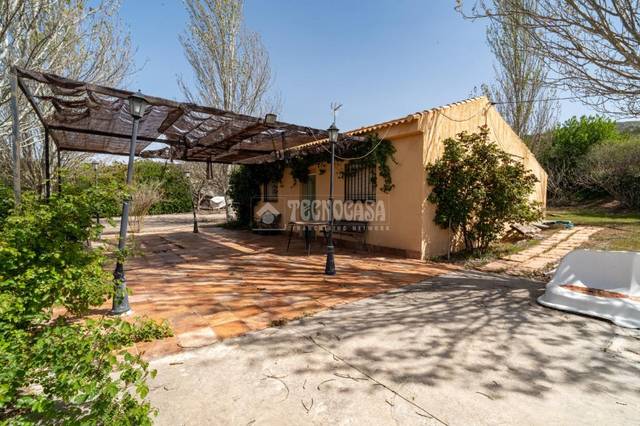 Finca rústica en Venta en Iznalloz