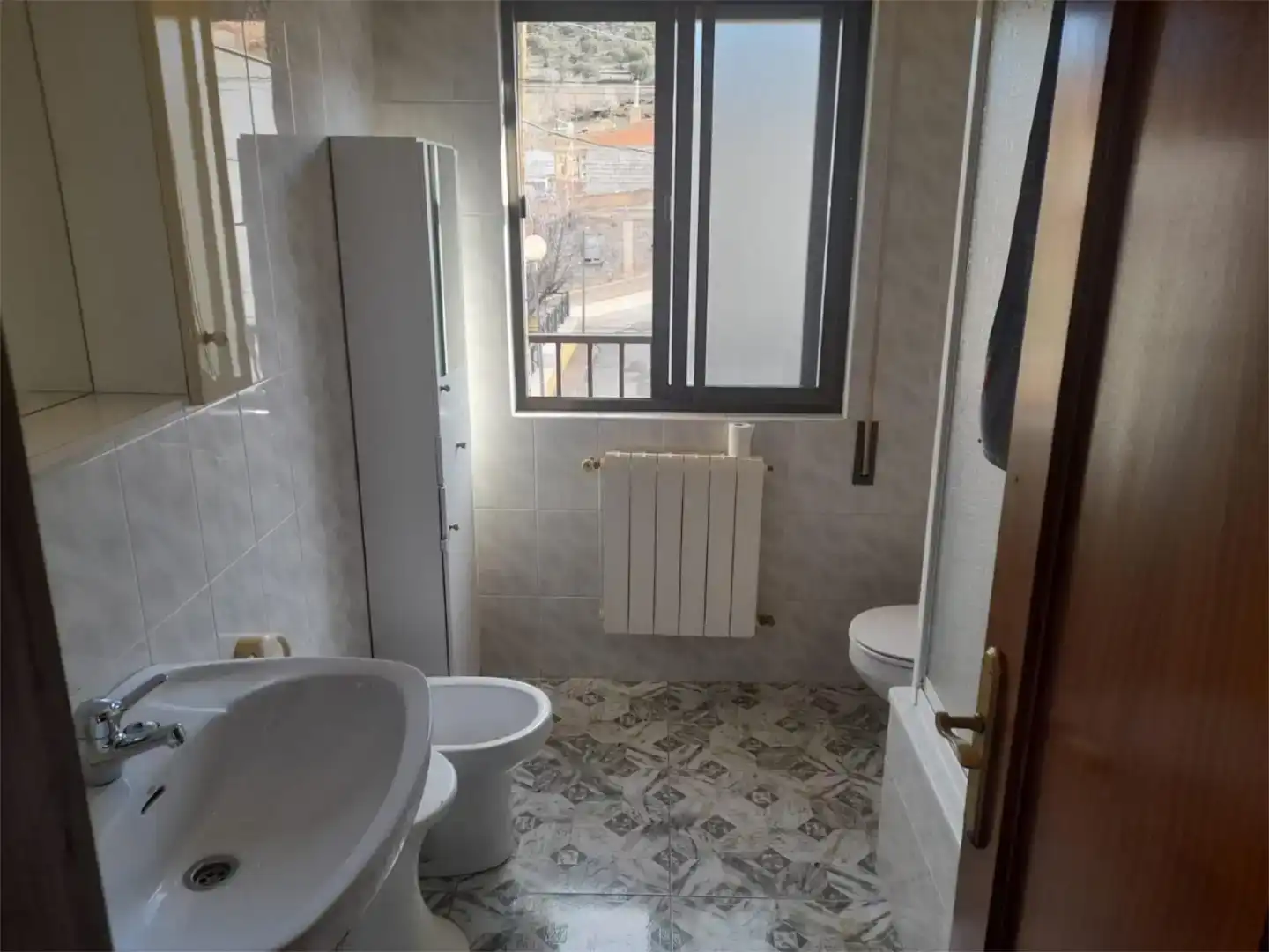 Bany de Casa o xalet en venda en Alquife amb Jardí privat, Moblat i Forn