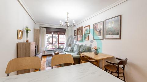 Foto 2 de Pis de lloguer a Don Víctor Quintanar, La Ería, Oviedo