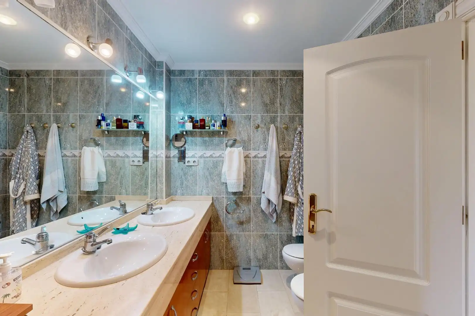 Detached house with garden for sale in Calle JACINTO BENAVENTE, imagen 55