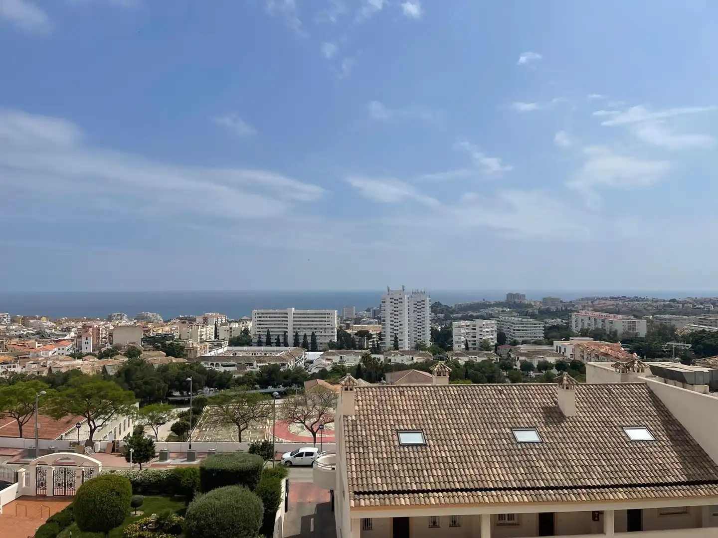 Vista exterior de Piso en venta en Benalmádena con Aire acondicionado, Terraza y Trastero